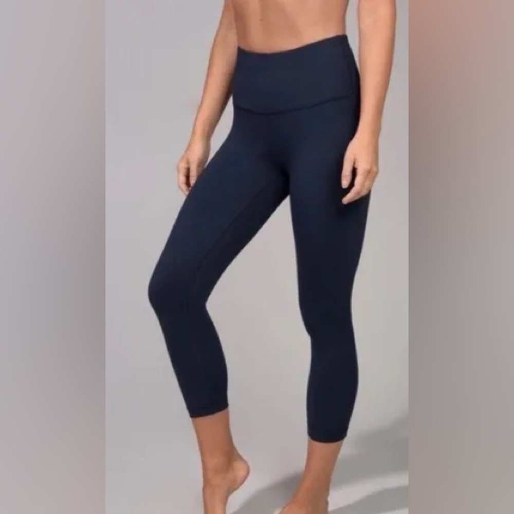 Yogalicious High Waist Lightweight Capris in Gunmetal